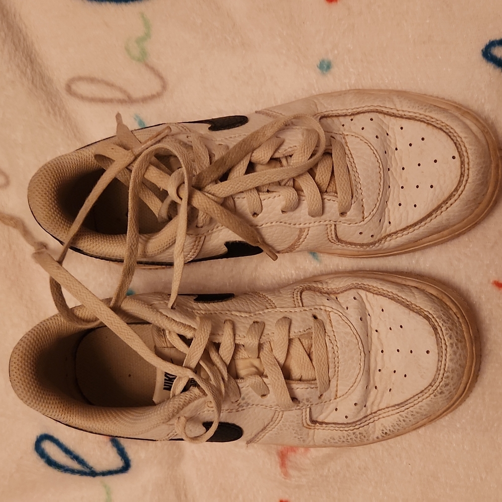 Nike air force size 2